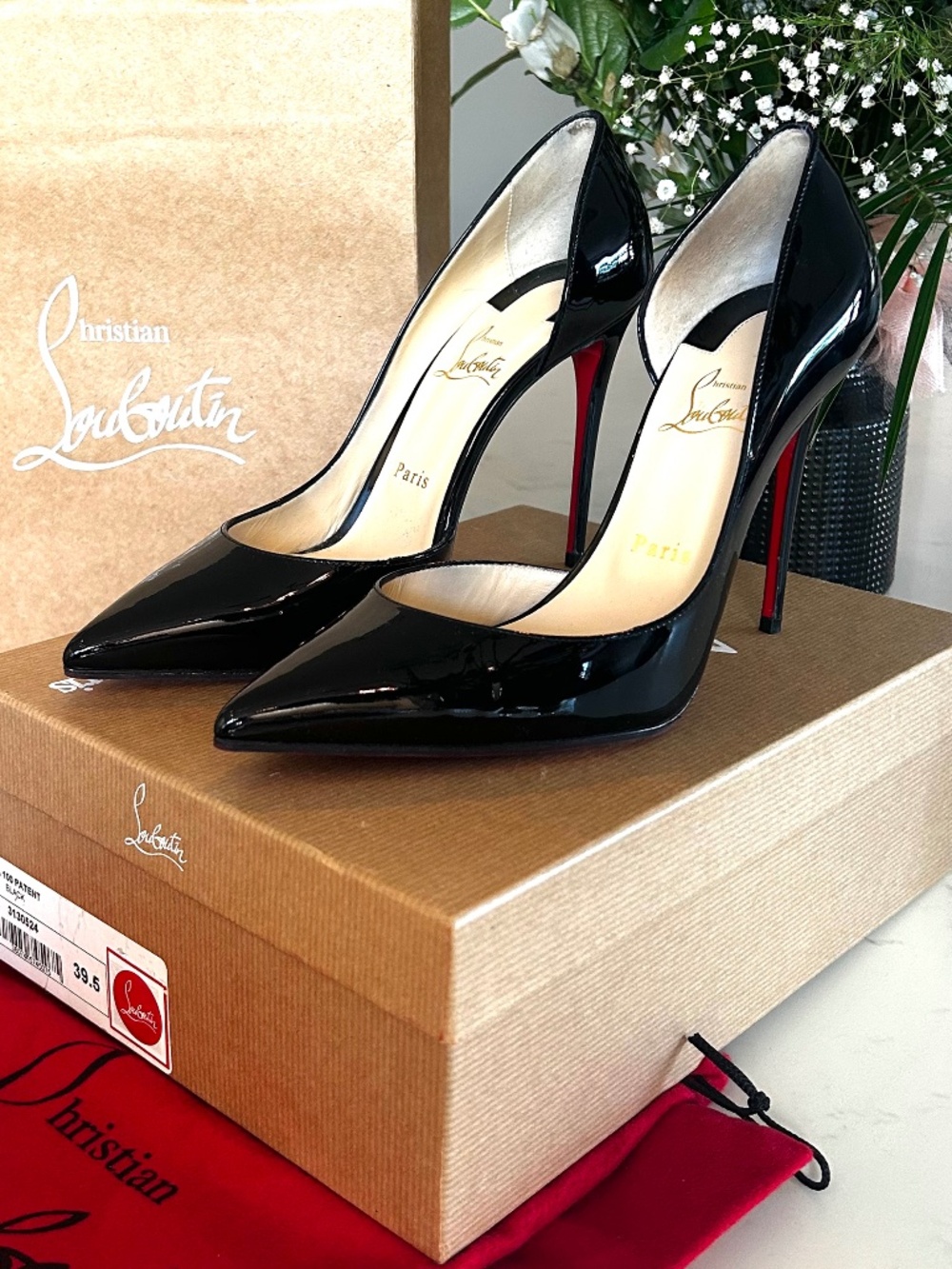 Christian Louboutin Women’s Black Patent Leather Pointed Toe Red Sole Pumps 9